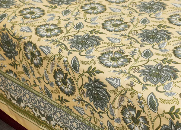 Yellow_Cotton_Royal_Blossom_Empire_Double_Bedsheet_With_Pillow_Cover_108_X_108_Cm